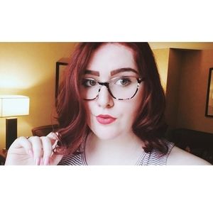 Meet your Posher, Tara